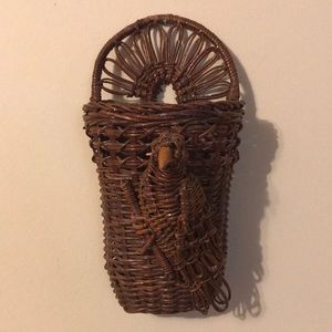Wicker Bird Wall Hanging Basket